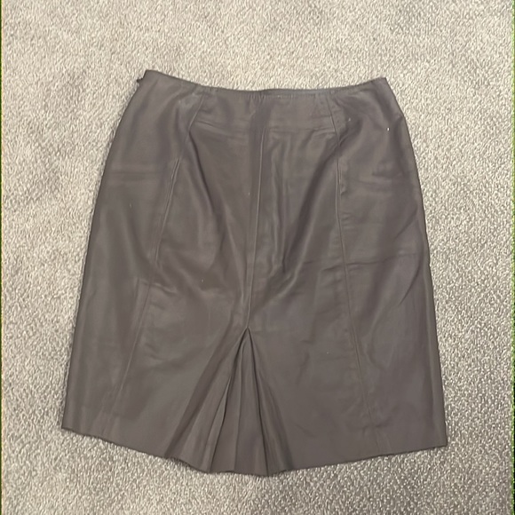 Ann Taylor pencil skirt - Picture 4 of 4